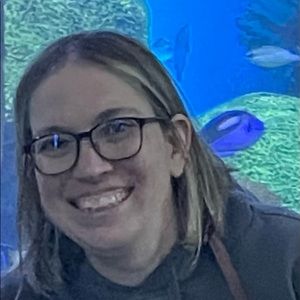 Meet your Posher, Lori